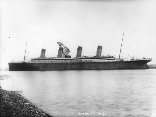 Данный снимок сделан 8 марта 1912 года, когда SS "Titanic" находился у достроечной стенки сухого дока Томпсона.